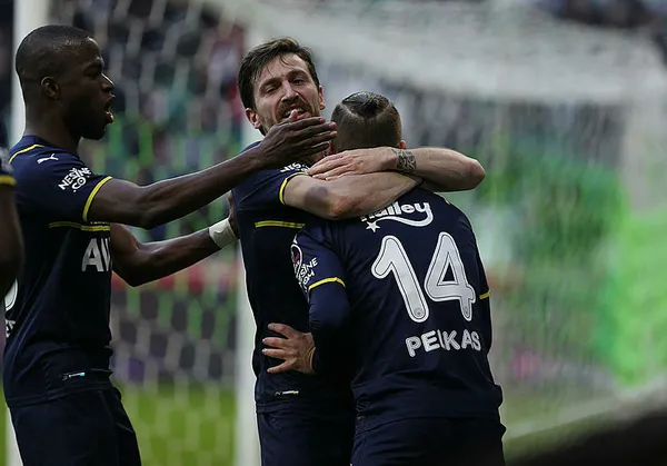 giresunspor-1-fenerbahce-2-mac-sonucu-kanarya-galibiyeti-hatirladi-1644679545266.jpg Giresunspor: 1 - Fenerbahçe: 2 MAÇ SONUCU | Kanarya galibiyeti hatırladı - 4