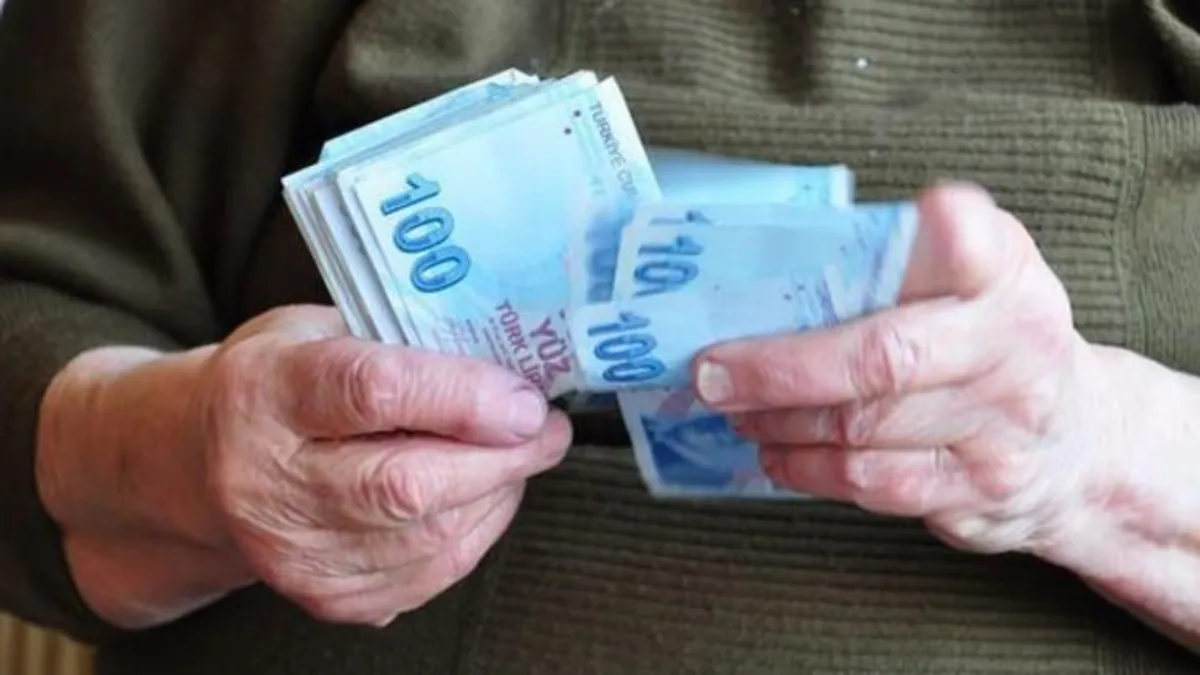 3.7 milyon emekliye fark! Kim ne kadar maaş farkı alacak? En düşük maaş 12.500 TL