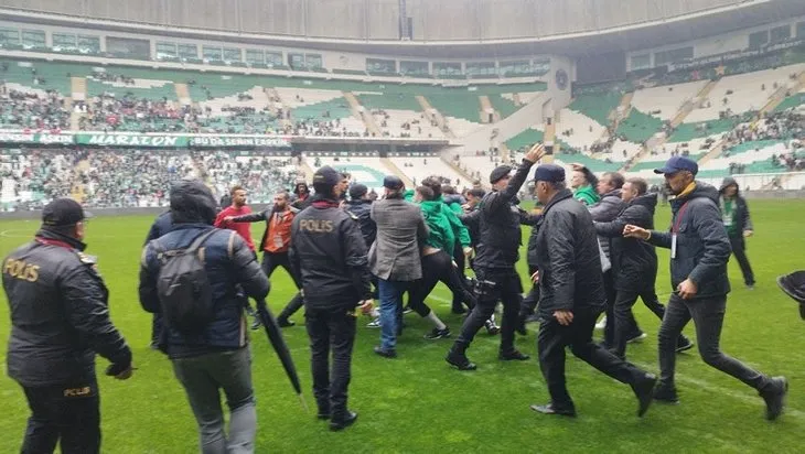 Bursaspor Amedspor maçı başlamadan saha karıştı! Futbolcular arasında gerginlik