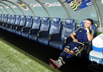 Gökhan Gönül, Beşiktaş'a haber yolladı: Bekleyelim