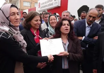 HDP'li isimlerin maskeleri tek tek iniyor! Evini PKK'nın toplanma merkezi yapmış