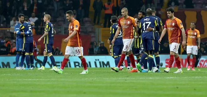 Galatasaray derbi galibiyetini unuttu