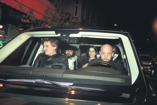 Melisa Şenolsun’un Umut Evirgen paniği! Koşarak uzaklaştı