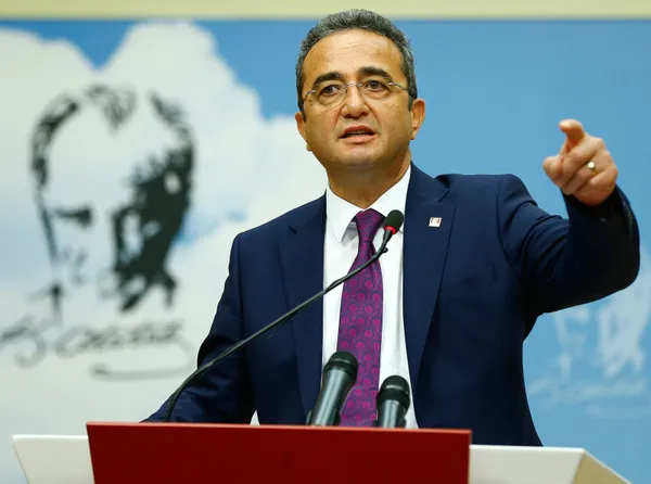 CHP Lideri Kemal Kılıçdaroğlu’na bir şok daha! Bülent Tezcan da ’değişim’ dedi