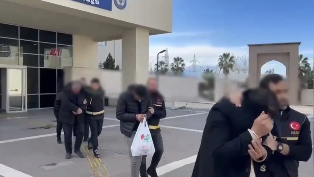 Osmaniye'de el bombalı saldırısı! 4 şüpheli tutuklandı | Aramalarda cephanelik ele geçirildi