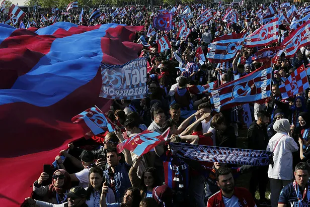 trabzonspor-sampiyonluk-kutlamalari-ne-zaman-2022-trabzonspor-kupa-toreni-ne-zaman-saat-kacta-yapilacak-1652534394135.jpg Trabzonspor şampiyonluk kutlamaları ne zaman? 2022 Trabzonspor kupa töreni ne zaman, saat kaçta yapılacak? - 6