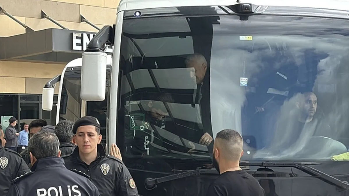 Yolsuzlukta hesap vakti! Bursa Büyükşehir Belediye Başkanı Bozbey ve 56 kişi adliyede