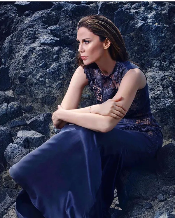 estetik-olmadigini-iddia-eden-demet-senere-tepki-geldi-1636523856284.jpg Demet Şener estetik olmadığını iddia etti! Sosyal medyadan tepki yağdı