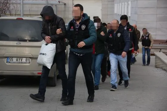 Samsun'daki uyuşturucu operasyonunda tutuklama - 1