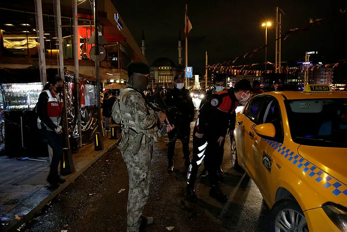 İstanbul'da dikkat çeken görüntüler! "Yeditepe Huzur Uygulaması" yapıldı - 4