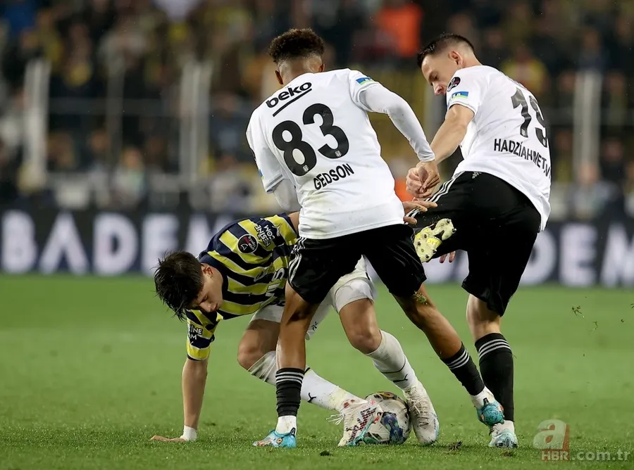 Fenerbahçeli taraftarlardan Ali Koç’a “istifa et” çağrısı! “Fener'i ne hale getirdin” 8