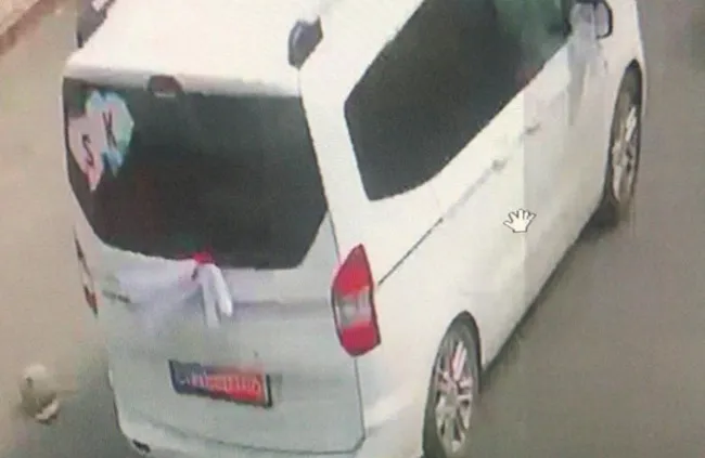 İstanbul'da gelin arabasıyla 1 milyon 700 bin TL’lik gasp - 2
