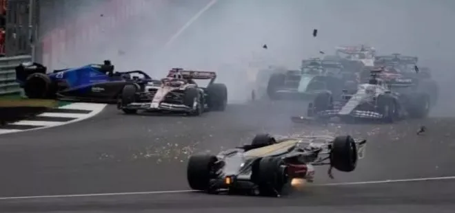 Formula 1 Büyük Britanya Grand Prix’sinde korkunç kaza! Ters dönerek taklalar attı