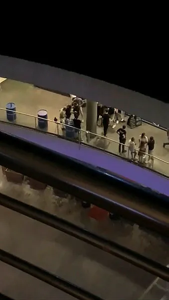 İstanbul’da gece kulübü çıkışında silahlar konuştu - 1