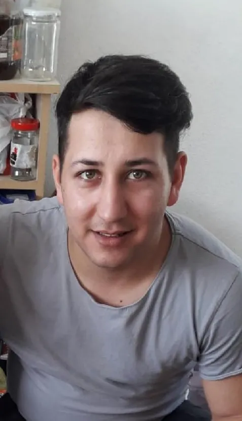 zonguldakta-annesini-dovdugu-icin-babasini-bicaklayan-zanli-serbest-birakildi-1653641794241.jpg Zonguldak’ta annesini dövdüğü için babasını bıçaklayan zanlı serbest bırakıldı - 1