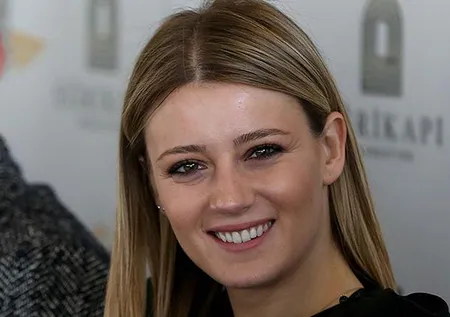 Gizem Karaca doğum yapacağı yeri ilk kez açıkladı! Bebeğinin ismi...