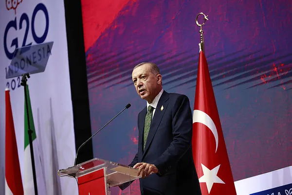 son-dakika-baskan-recep-tayyip-erdogandan-rusya-devlet-baskani-putin-ile-kritik-gorusme-1668766031060.jpg Son dakika: Başkan Recep Tayyip Erdoğan'dan Rusya Devlet Başkanı Putin ile kritik görüşme - 4