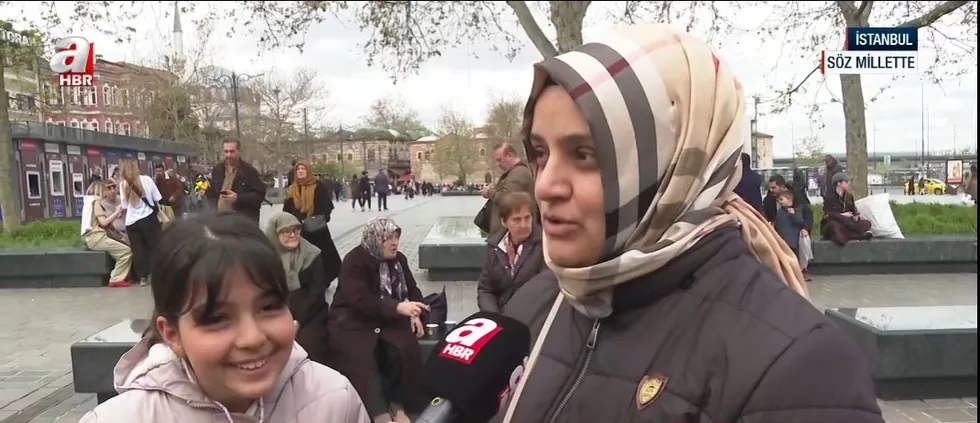 evlatlarimiz-icin-dijital-kalkan-vatandaslardan-sosyal-medya-duzenlemesine-tam-destek-1777134493256.jpg Vatandaşlar, Meclis’ten geçerek yasalaşan sosyal medya düzenlemesini A Haber mikrofonlarına değerlendirdi.