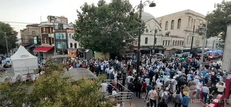 Ayasofya Camii heyecanı sabah kadar uyutmadı! Binlerce kişi toplandı 13