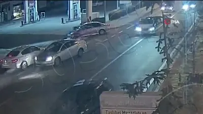 Kaza anları kameralara yansıdı