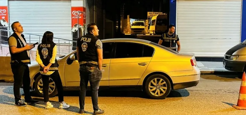 Polisten gece yarısı asayiş uygulaması