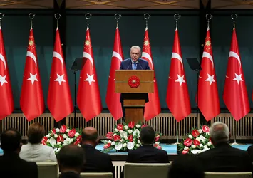 Başkan Recep Tayyip Erdoğan'dan Kabine Toplantısı sonrasında canlı yayında son dakika açıklamaları: Park ve bahçelerde yatanların öğrencilikle alakası yok