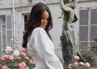 Rihanna istekleriyle dünya basınını salladı! Rihanna'dan Pes dedirten istekler...