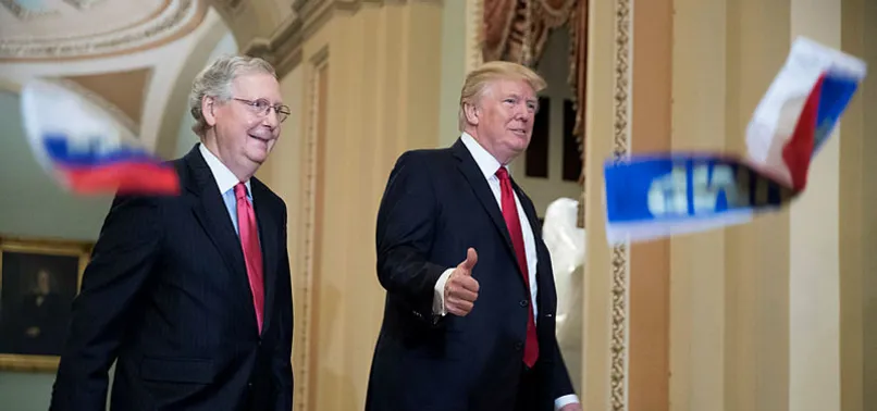 Trump’a, Rusya bayraklı protesto!