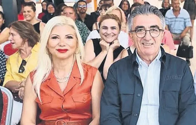 Eski Bayrampaşa Belediye Başkanı Hasan Mutlu ve eşi Safiye Mutlu