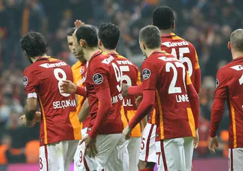 Galatasaray para yerine takas yolla transfer yapıyor!