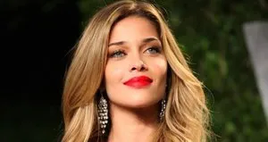 Victoria’s Secret meleği evlendi!