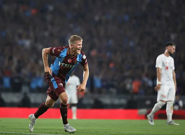 super-kupa-trabzonsporun-trabzonspor-4-0-sivasspor-mac-sonucu-ozet-iste-birbirinden-guzel-goller-1659210543101.jpg Son dakika: Süper Kupa Trabzonspor'un! Trabzonspor 4-0 Sivasspor (MAÇ SONUCU-ÖZET) İşte birbirinden güzel goller... - 5