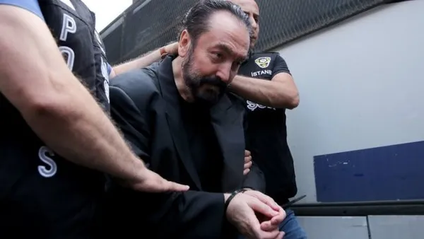 Adnan Oktar’ın 4 yıldır aranan İsrail imamı tutuklandı!