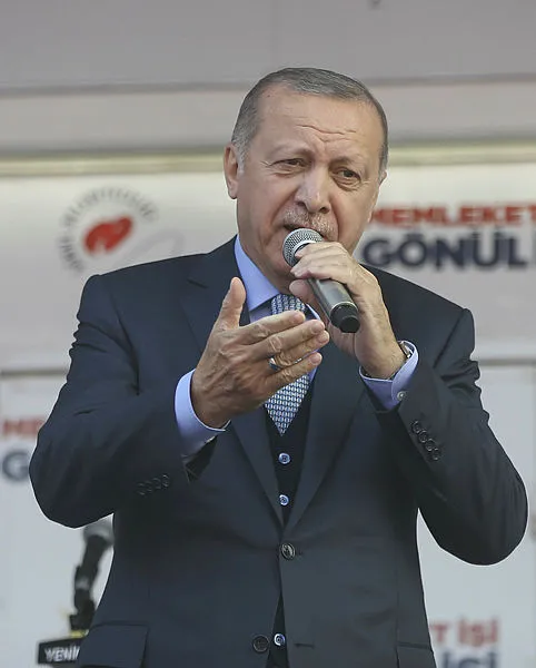 Başkan Erdoğan’dan Mansur Yavaş çıkışı: Alengirli işlere bulaşan zatı Ankara’ya dayattılar!