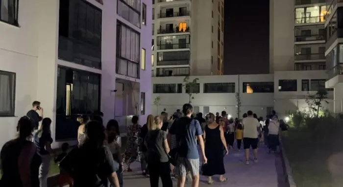 9 bloklu sitede isyan ettiren asansör krizi - 2