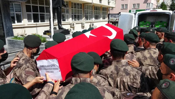 ozel-harekat-polisi-esi-tarafindan-oldurulmustu-kan-donduran-vahsetin-sebebi-ortaya-cikti-1637759085999.jpg Özel harekat polisi eşi tarafından öldürülmüştü! Kan donduran vahşetin sebebi ortaya çıktı - 3