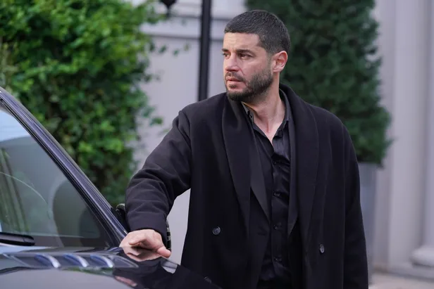 Bir Küçük Gün Işığı ATV İzle | 24 Nisan Bir Küçük Gün Işığı 31. Bölüm full, kesintisiz seyret!