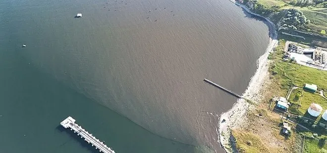 İSKİ atık suyu Marmara'ya akıttı! Denizin rengi değişti