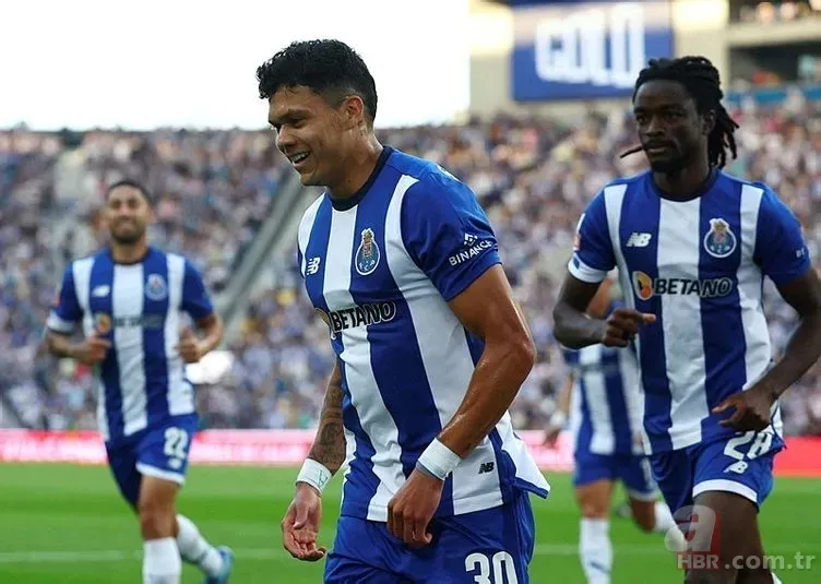 Dünyanın en iyi futbol takımları açıklandı! İşte dört büyüklerin listedeki yerleri... 11