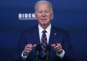 Beyaz Saray'da alarmın rengi kırmızı! Biden konuşmasını yarıda kesti