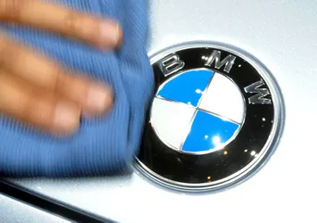 BMW fabrikalarında üretim durdu