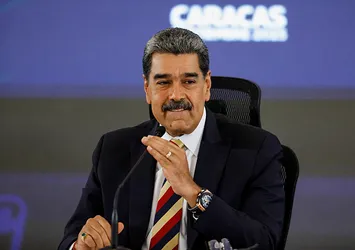 Venezuela Başkanı Maduro'dan ABD'ye mesaj: Emperyalizme boyun eğmeyeceğiz