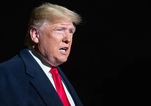 Trump’tan Grönland hamlesi! 8 Avrupa ülkesine yüzde 10 gümrük vergisi uygulayacak