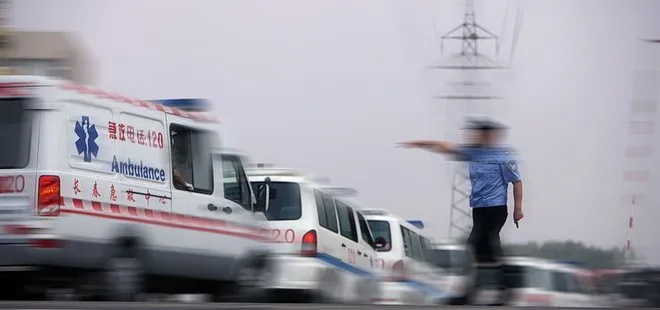 Çin’de otobüs kaçıran kişi kalabalığın arasına daldı: 5 ölü, 21 yaralı