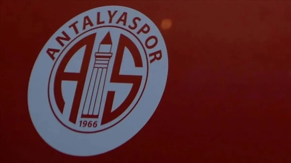 Antalyaspor’da Osman Özköylü dönemi resmen başladı