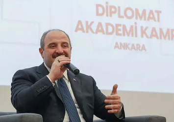 Sanayi ve Teknoloji Mustafa Varank'tan "Türk İHA/SİHA'ları için sıraya girdiler" açıklaması! Dünya hayran