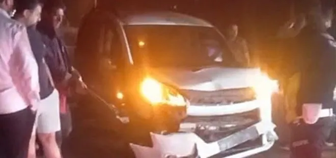 Nevşehir'de hafif ticari araç hayvan pazarına daldı: 15 koyun telef oldu