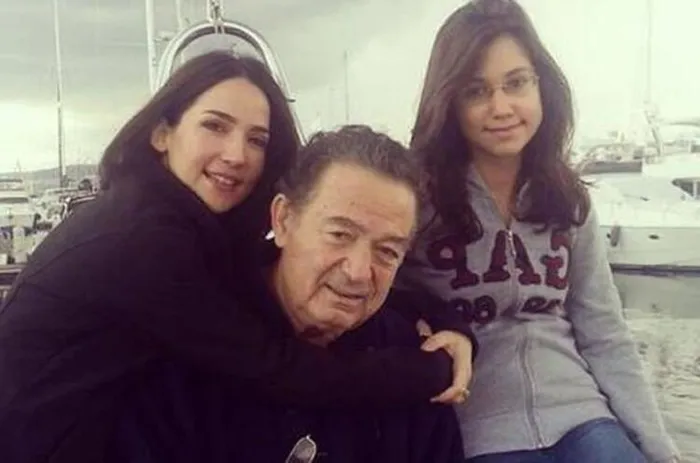 Kayahan ve İpek Açar'ın kızı Aslı Gönül 22 oldu - 1