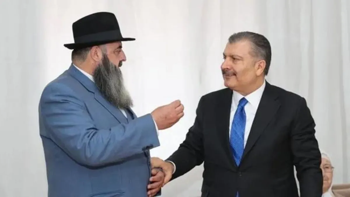 Bakan Koca kanaat önderi Hüsamettin Sivri'yi ziyaret etti