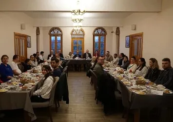 Şuhut'ta sağlık çalışanlarına iftar verildi